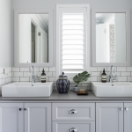 Town & Country Designs: Hamptons Bathroom